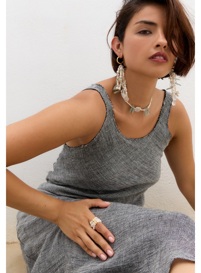 Collier de perles avec détails en aigue-marine