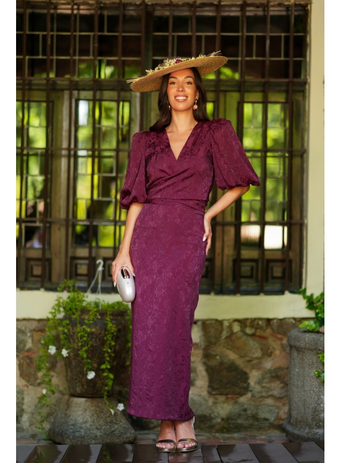 Conjunto de invitada de dos piezas vino en jaquard para eventos especiales