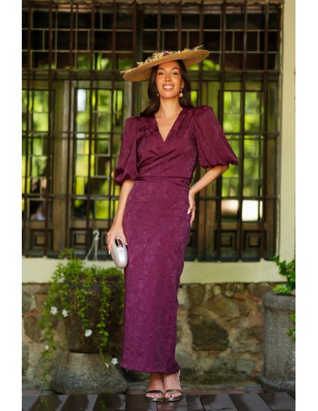 Two-piece jaquard wine guest ensemble