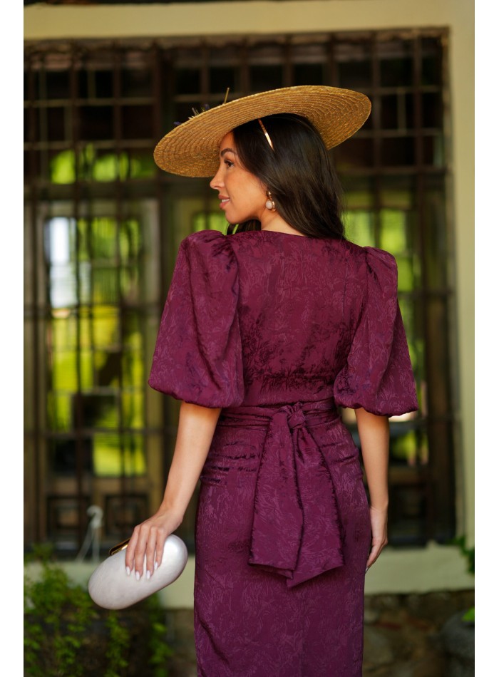 Conjunto de invitada de dos piezas vino en jaquard para bautizos