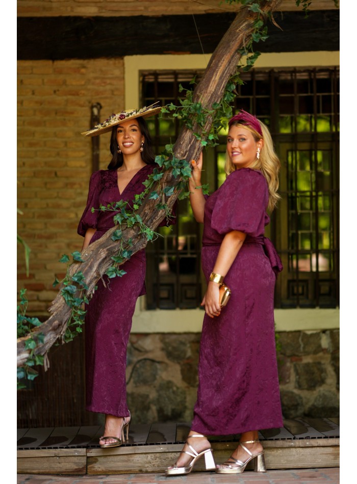 Conjunto de invitada de dos piezas vino en jaquard para comuniones