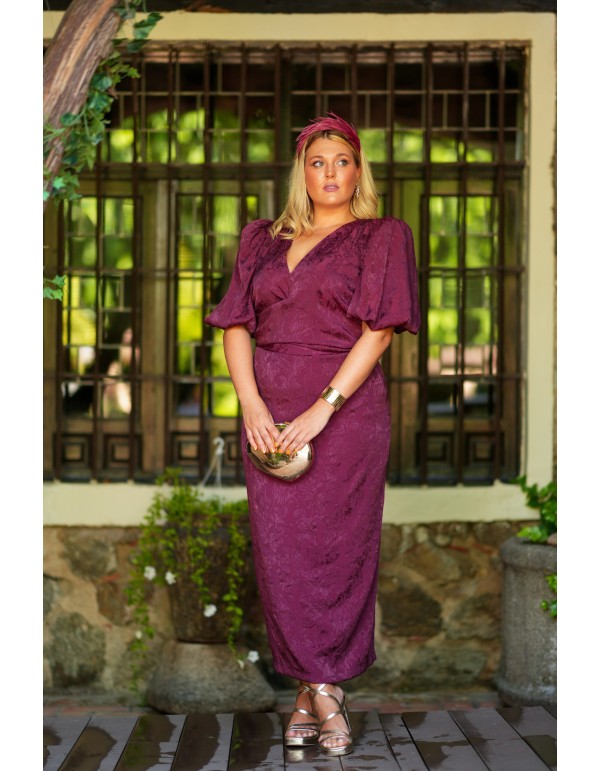 Two-piece jaquard wine guest ensemble 2