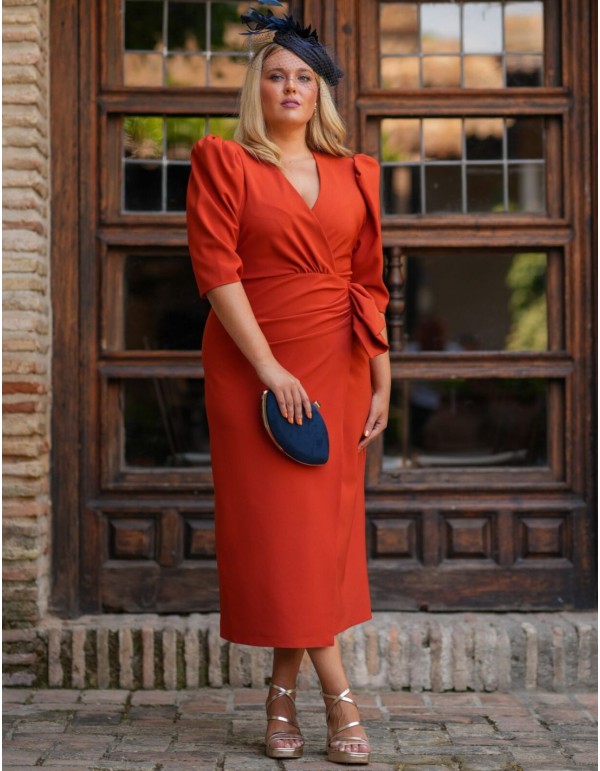 Vestido midi caldera con manga francesa abullonada