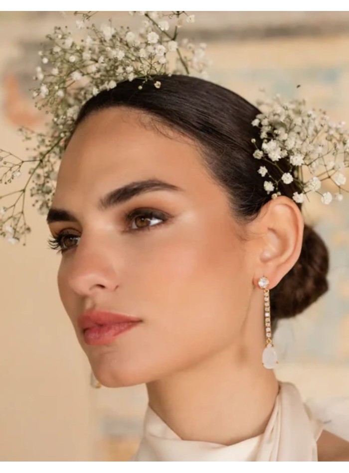 Longues boucles d'oreilles de fête avec zircon...