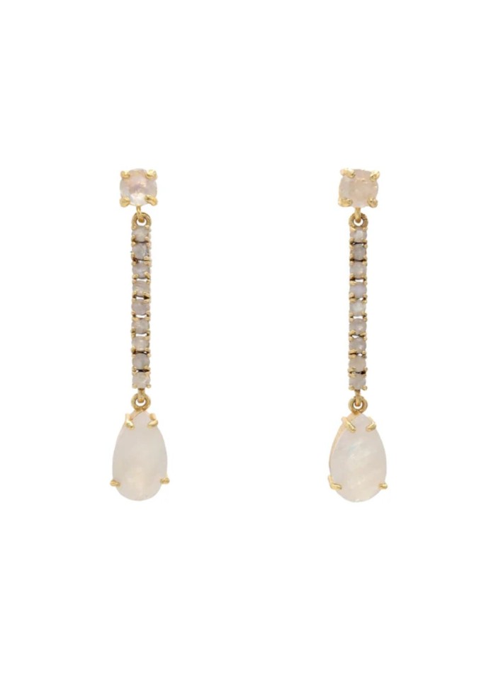 Longues boucles d'oreilles de fête avec zircon cubique et perles sculptées