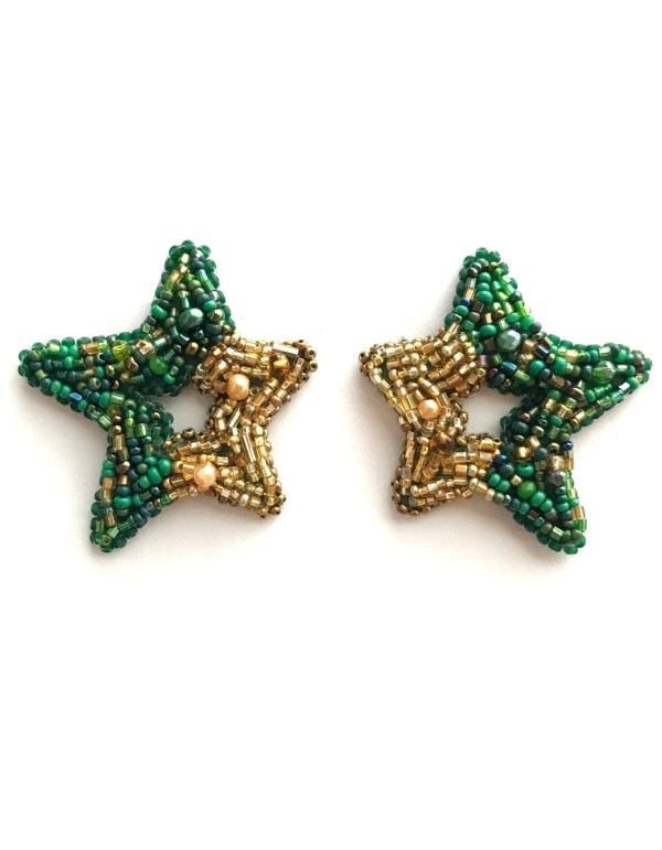 Pendientes estrella bordados a mano con cuentas 2