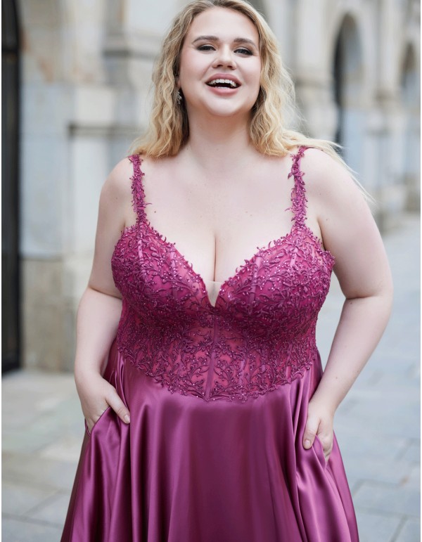 Elegant plus size long party dress with satin and lace 2