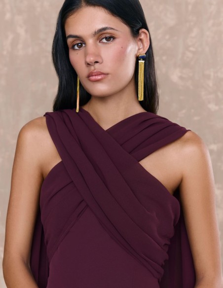 Top à encolure en cœur bordeaux multipositions pour une invitée bordeaux