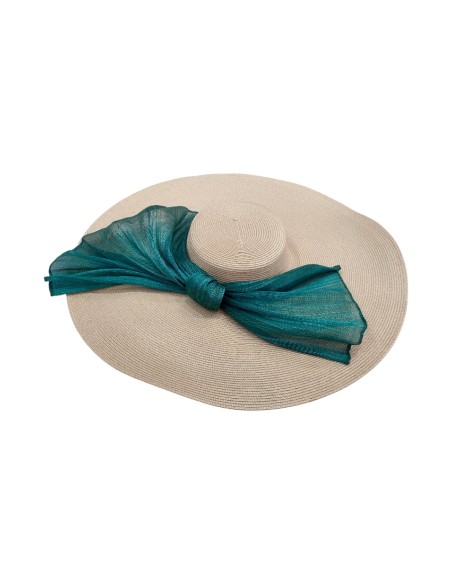 Beige guest pamela with bottle green knot