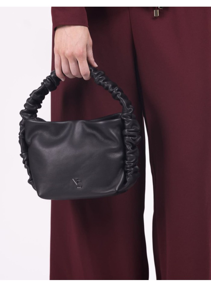 Leather bag with ruffled handle