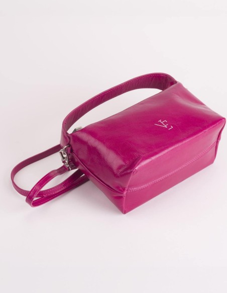 Sac en cuir avec poignée fixe et sangle réglable