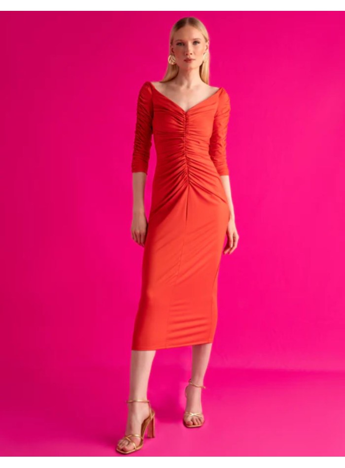 Robe midi avec encolure en V et manches françaises volantées