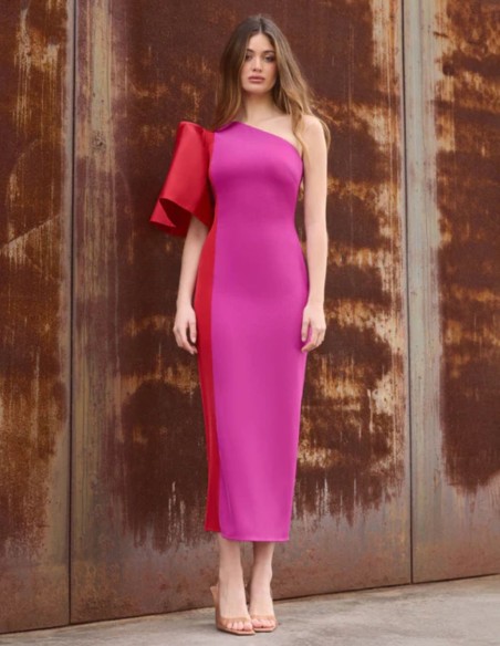 Vestido bicolor asimétrico con hombro descubierto y manga de tafetán