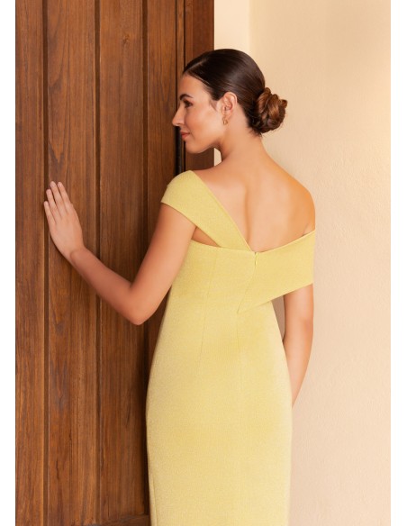 Robe midi à encolure asymétrique et couche en lurex et mousseline de soie