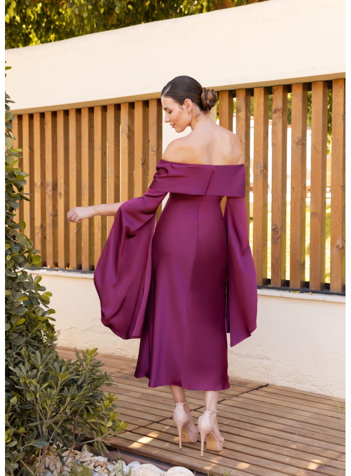 Robe midi à encolure bardot et manches tombantes