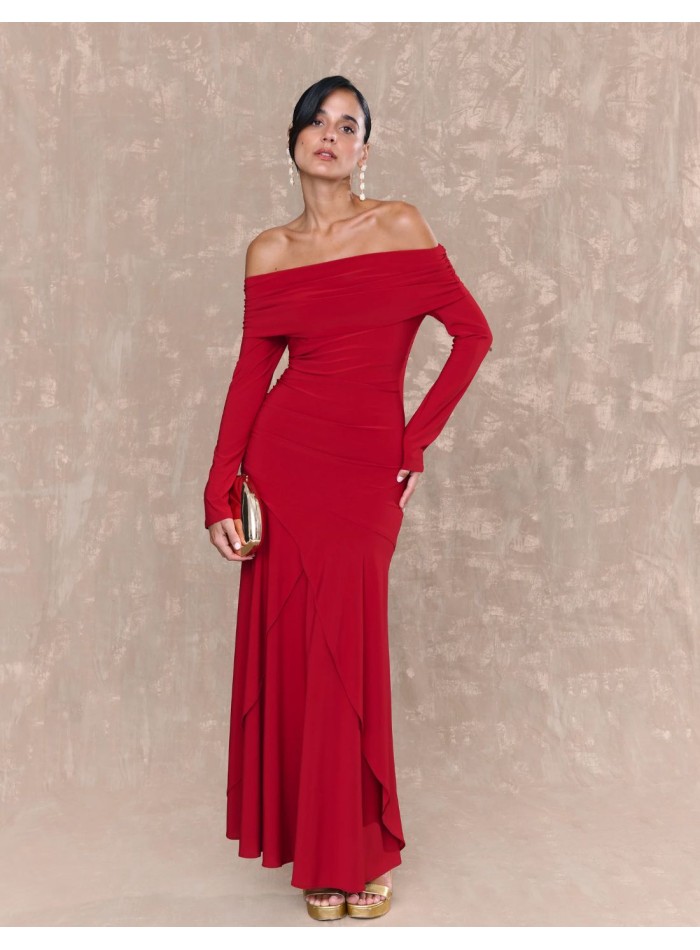 Robe d'invité longue avec encolure bateau et manches longues