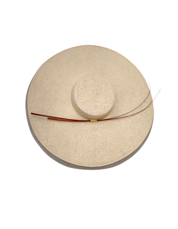Pamela d'invité beige avec crin et rachis