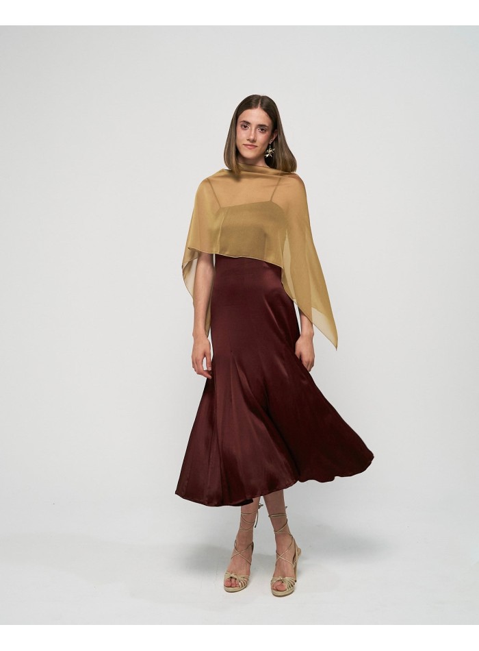 Short oil colored chiffon cape