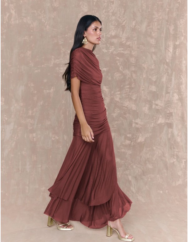 Robe longue en tulle avec encolure croisée 2