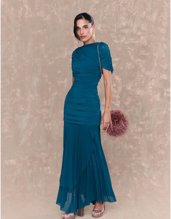 Vestido largo de tul con escote cruzado en tejido de tul