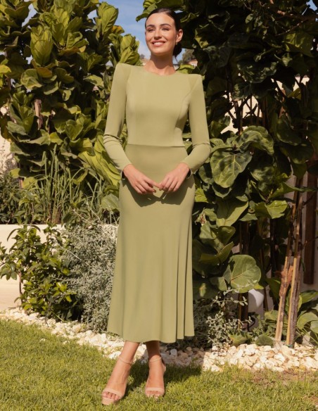 Elegant midi dress with waist cut and jewel buttons