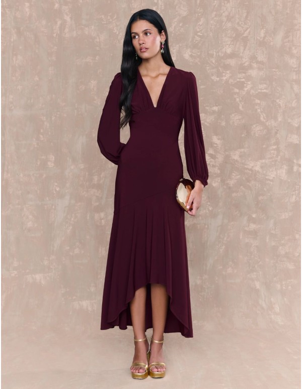 Vestido midi burdeos con escote en pico