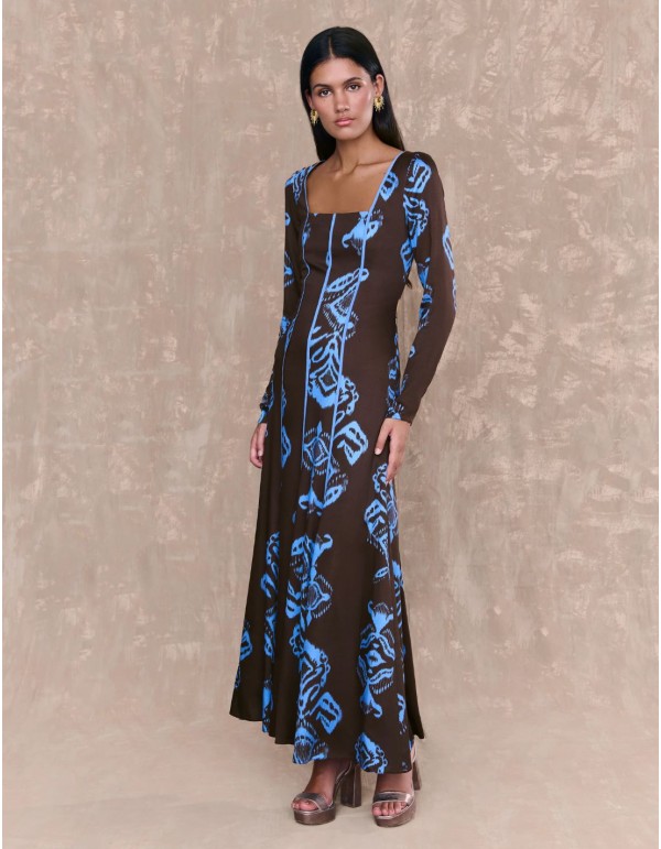 Vestido midi marrón de mangas largas con estampado