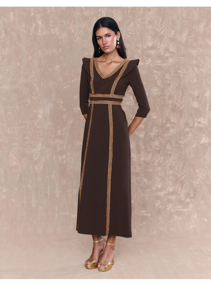 Vestido midi con manga francesa y motivos de fornitura