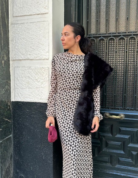 Longue étole en fourrure synthétique - divers coloris