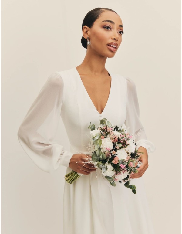 Robe de mariée midi avec manches en mousseline et... 2