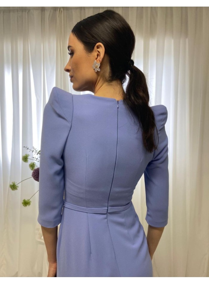 Midi dress with French sleeves and V-neckline