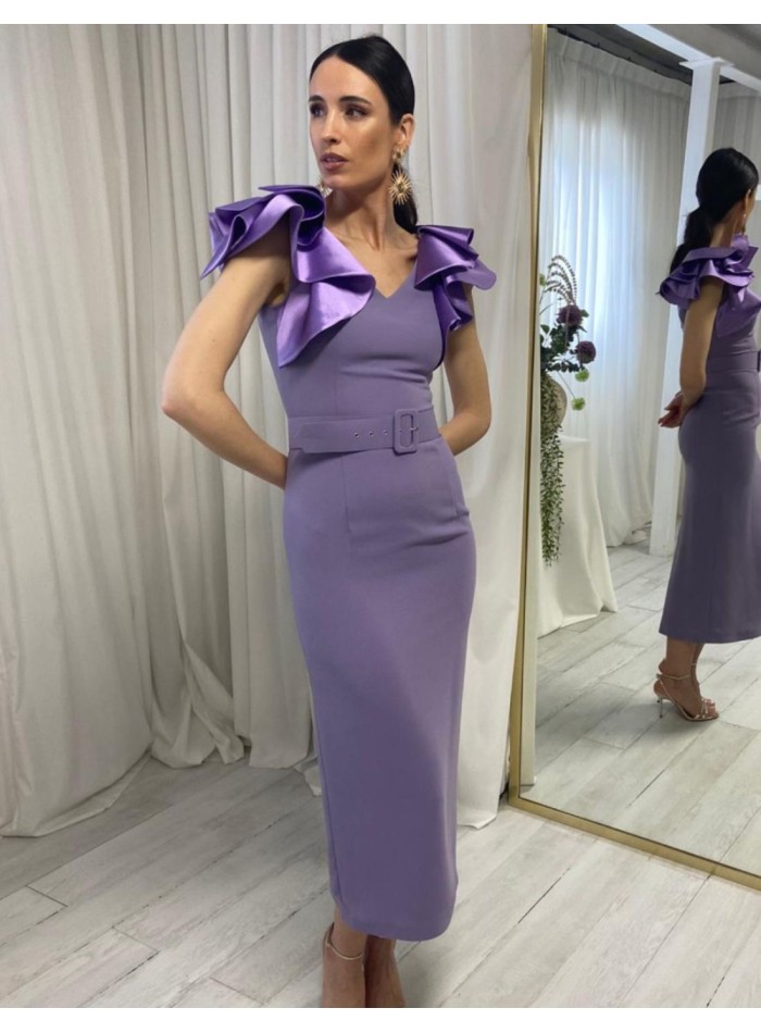 Robe midi avec manches et ceinture à volants