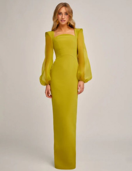 Pistachio long dress with curved neckline and puffed sleeves