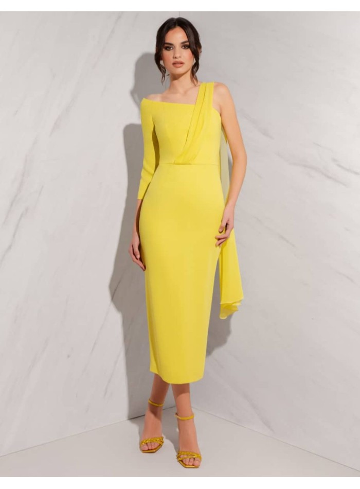 Vestido midi con escote asimétrico con chal