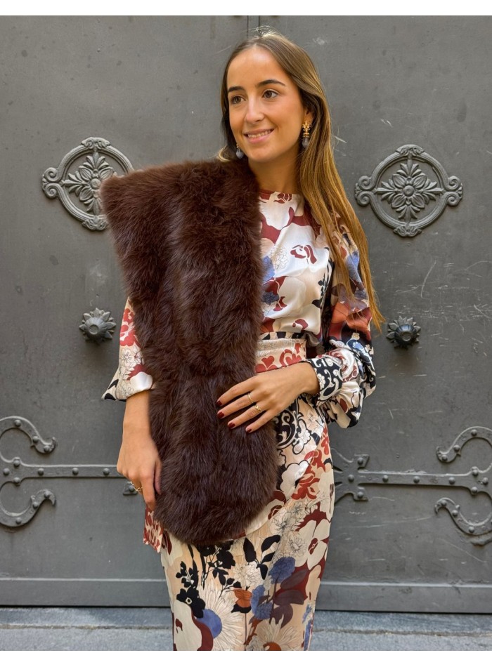 Chocolate brown long pile guest stole