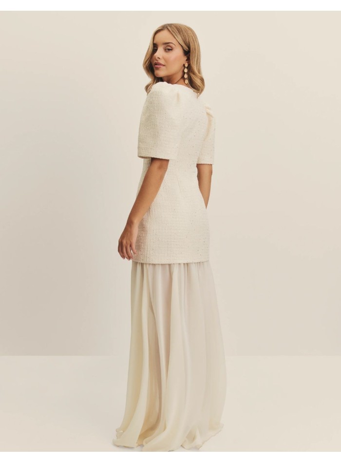 Vestido de novia en tweed y gasa con manga...