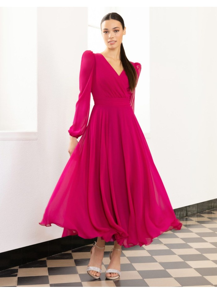 Midi dress with long sleeves and open back