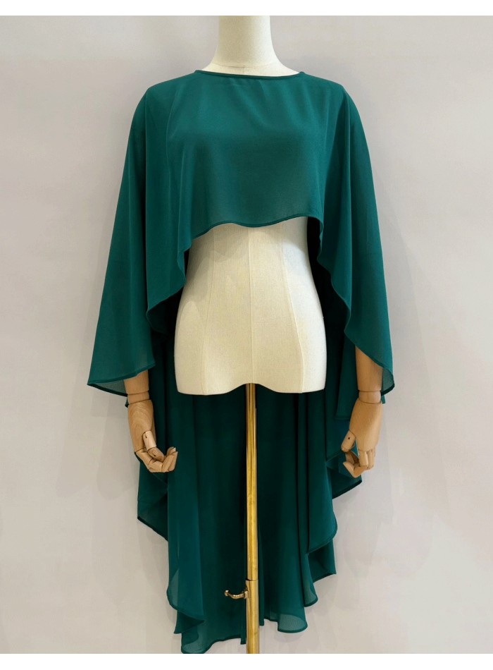 Capa de invitada de gasa multiposición asimétrica verde esmeralda