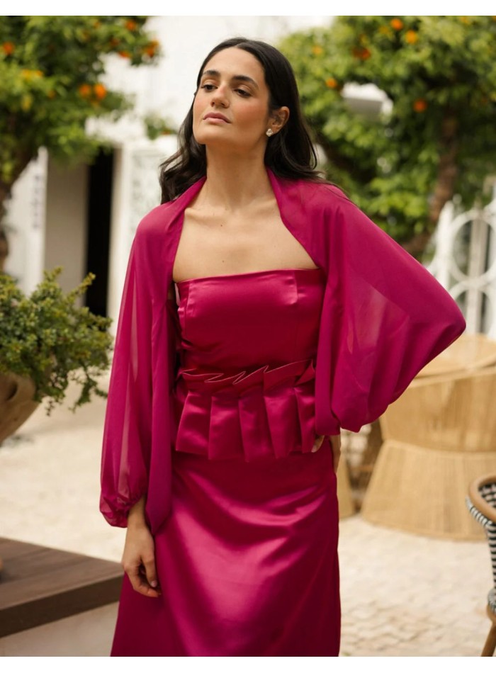 Capa de gasa fucsia con mangas