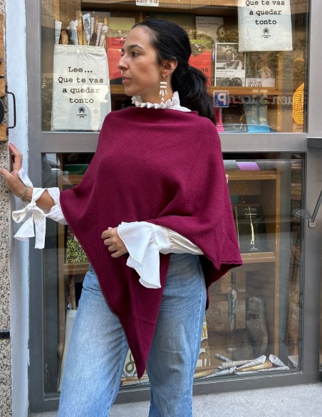 Burgundy poncho for wedding guests