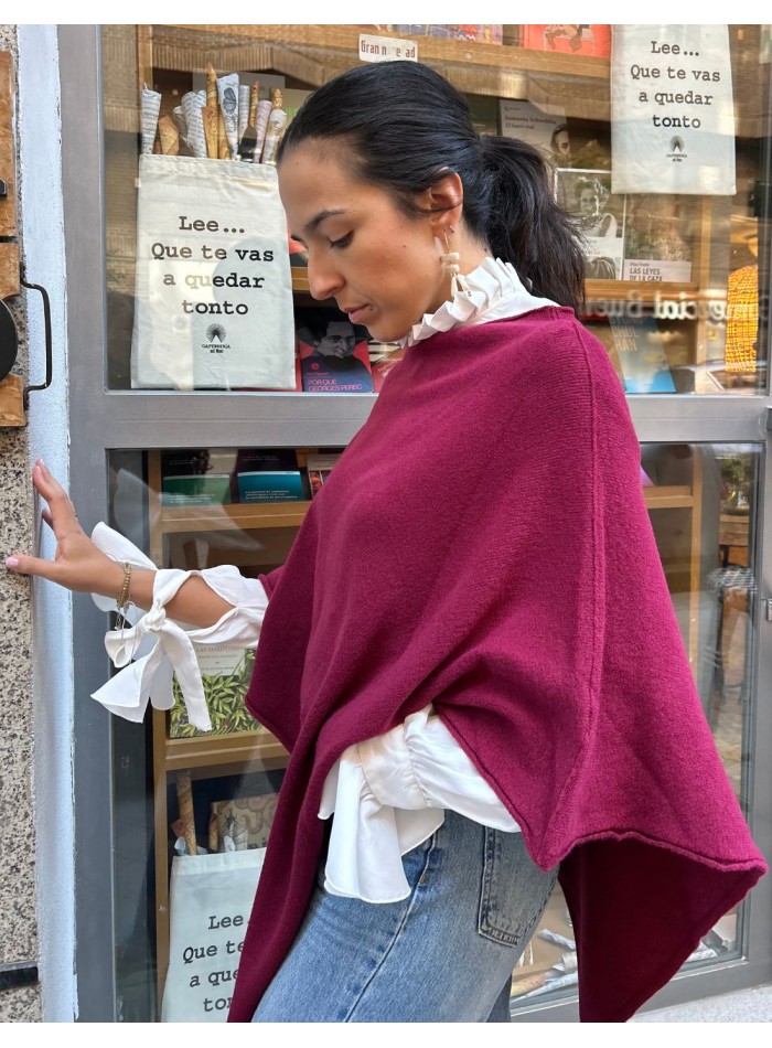Poncho pour invitée bordeaux