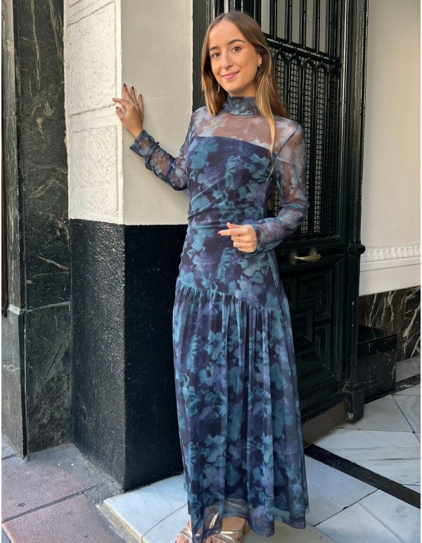 Robe d'invité avec jupe à volants et corsage en tulle