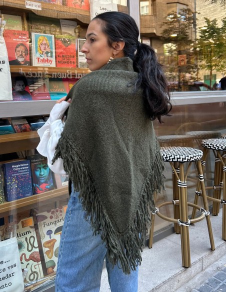 Fringed poncho for wedding guests in green