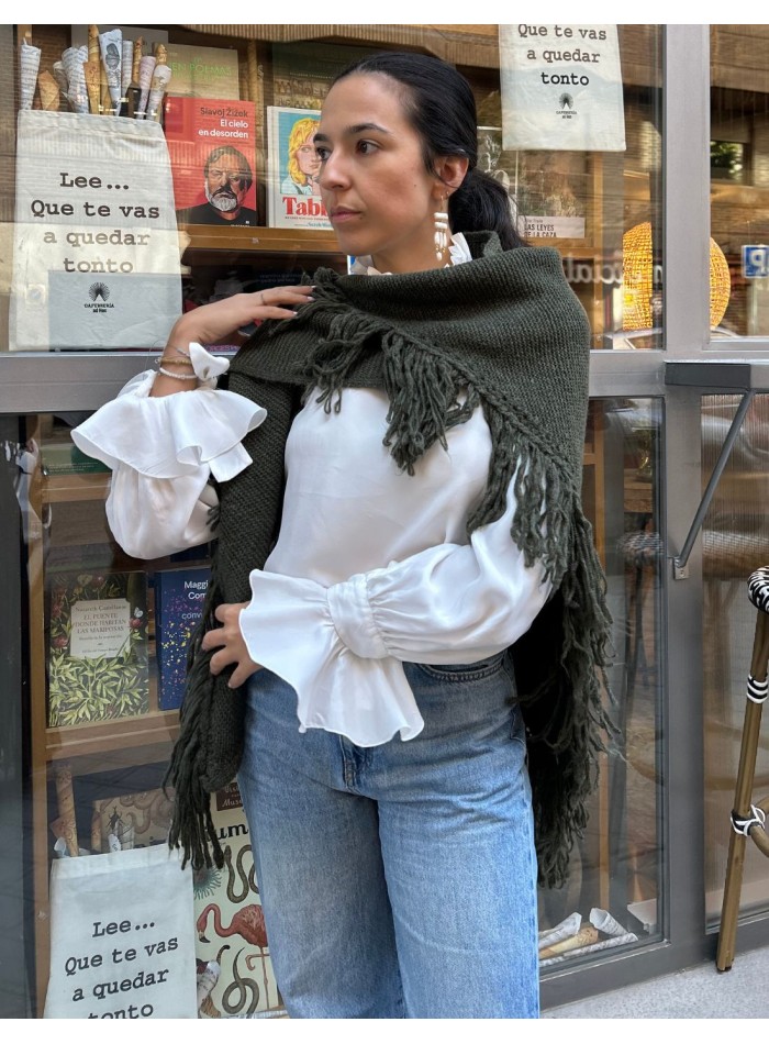 Fringed poncho for wedding guests in green