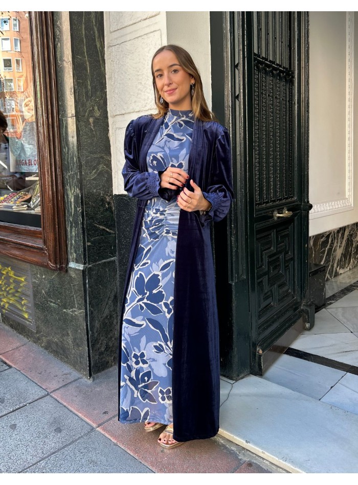 Kimono de terciopelo para invitada en azul marino