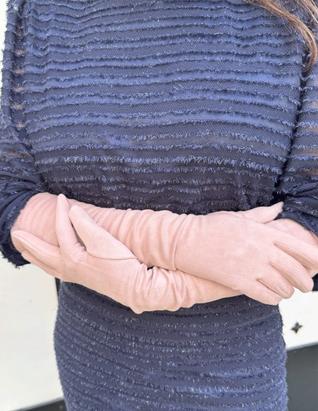 Guantes de antelina rosa para invitada a bodas, bautizos y comuniones