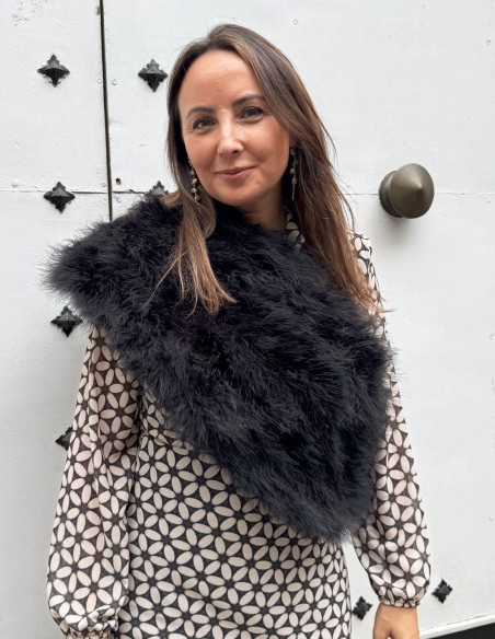 Black ostrich feather stole for wedding guests