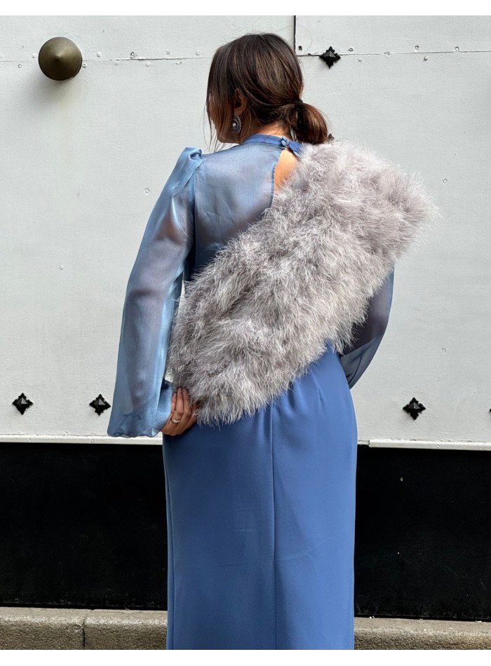Gray ostrich feather wrap for wedding guests