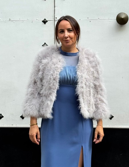 Short ostrich feather guest jacket in grey color