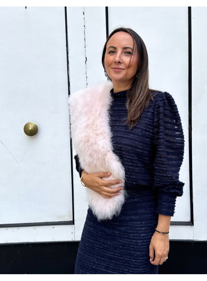 Estola para invitada de plumas de avestruz en rosa empolvado